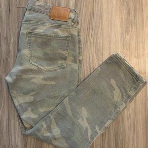 Zara Crop Camo Jeans